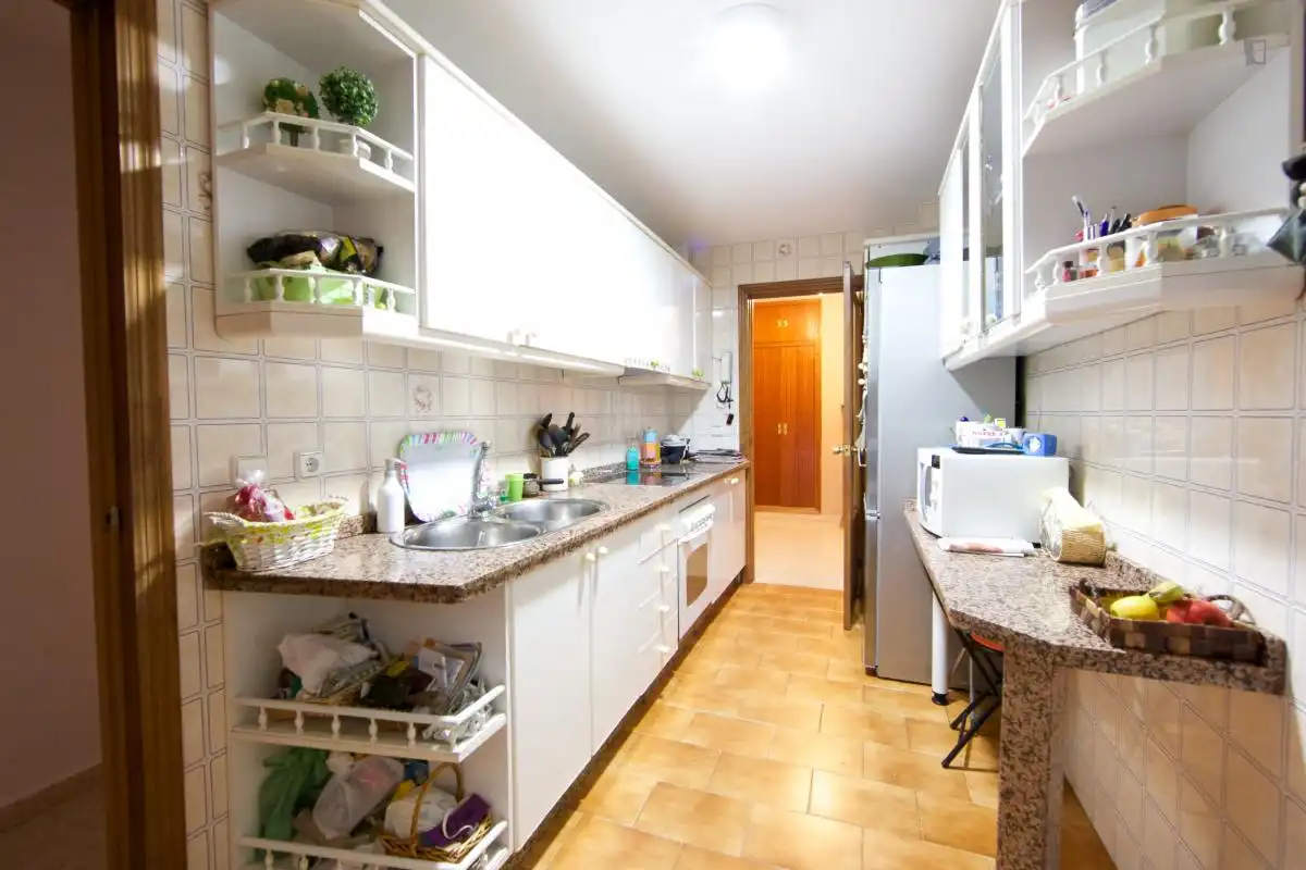 Habitación en Poniente-Norte - Miralbaida - Parque Azahara
