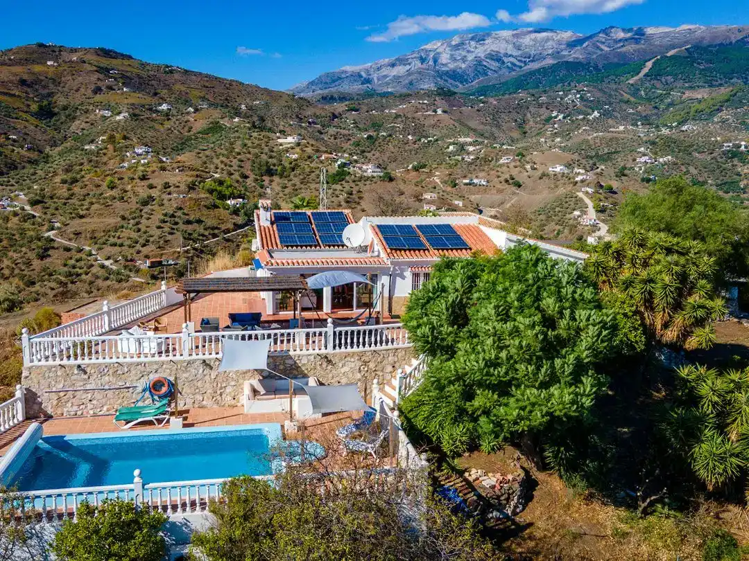Vista exterior de Casa o chalet en venta en Cómpeta con Aire acondicionado, Jardín privado y Trastero