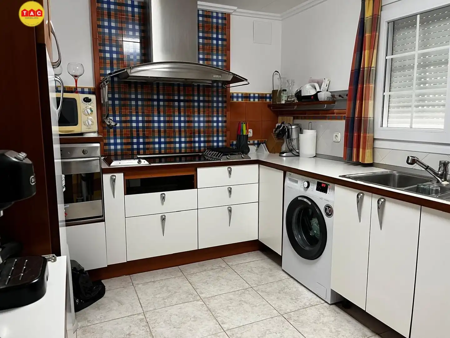 Cocina de Casa o chalet en venta en Lepe con Aire acondicionado, Calefacción y Jardín privado