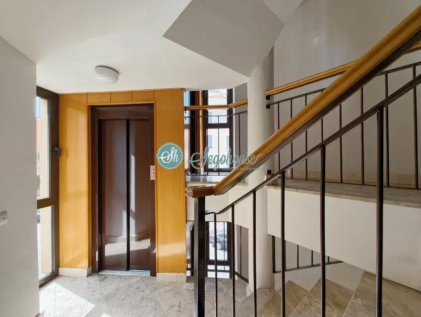 Piso de alquiler en Segovia con Calefacción, Parquet y Terraza