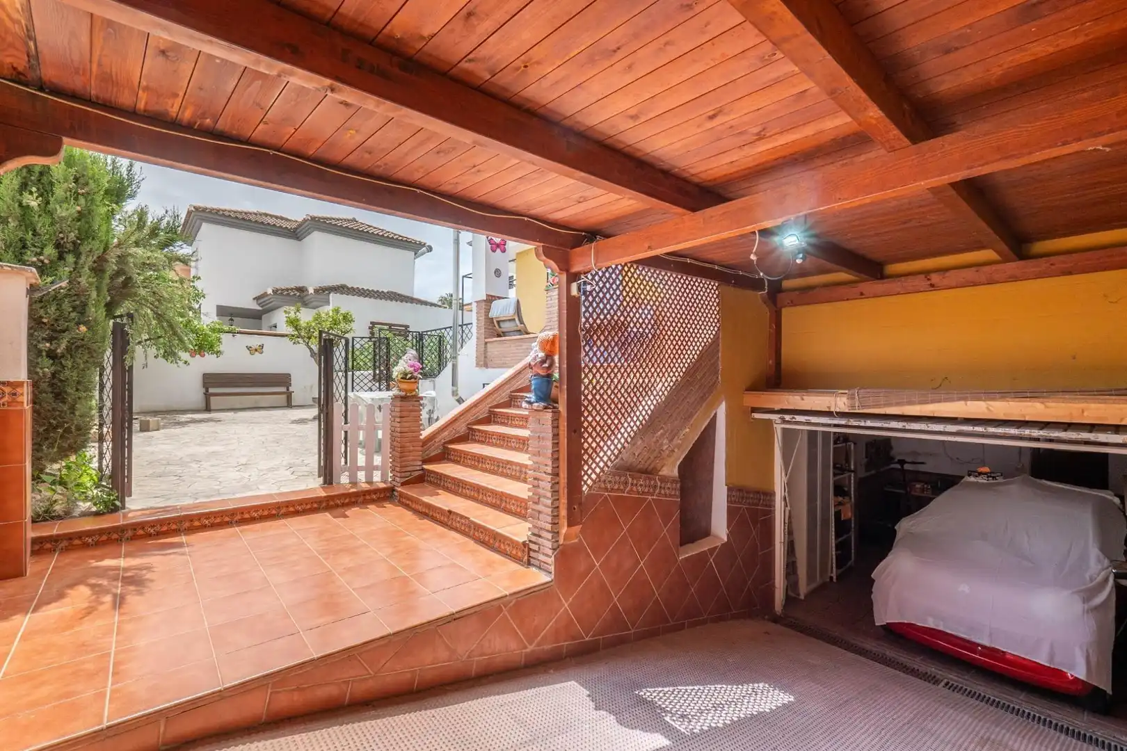 Casa aparellada amb balcó en venda a Camino DE ALBARRATE, imagen 55