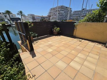 Appartamento con giardino in vendita a Calle Port Salins 2ª línea H2