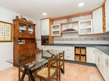 Casa amb balcó en venda a Calle Calle Curucho