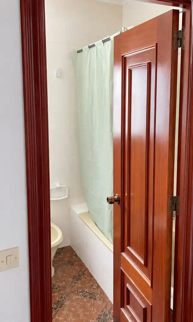Baño de Piso en venta en Castro del Río, Córdoba