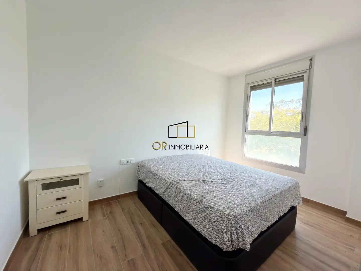 Habitación de Piso en venta en La Granada con Calefacción, Terraza y Trastero