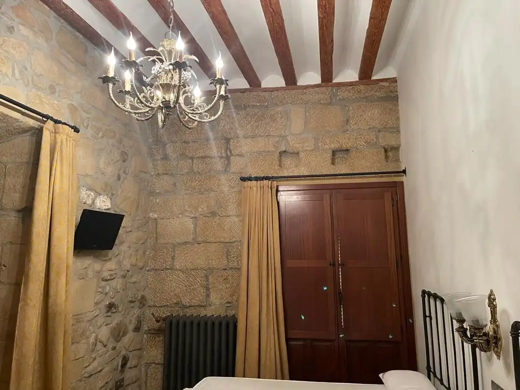 Country house zum Verkauf in Calle Mayor, Castañares de Rioja