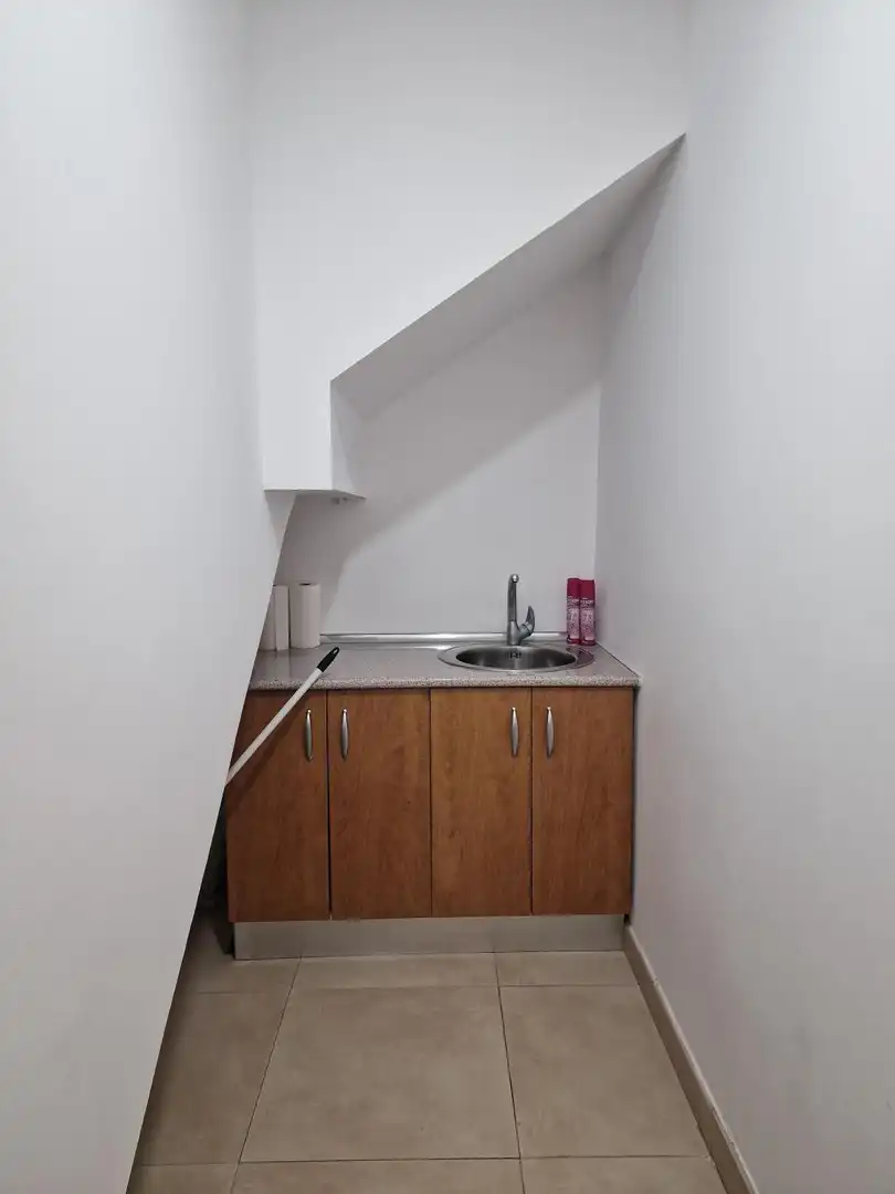 Cocina de Oficina de alquiler en Algete con Aire acondicionado, Calefacción y Trastero