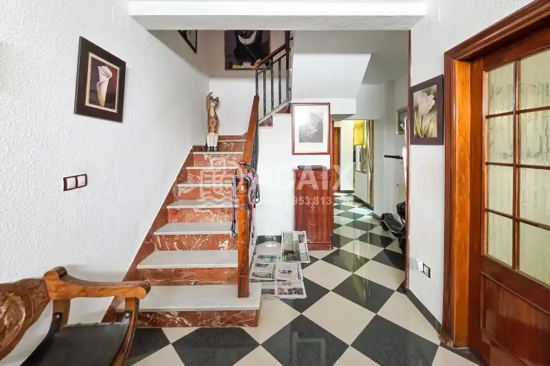 Houses for sale in Úbeda  with Air Conditioner, Heating and Terrace
