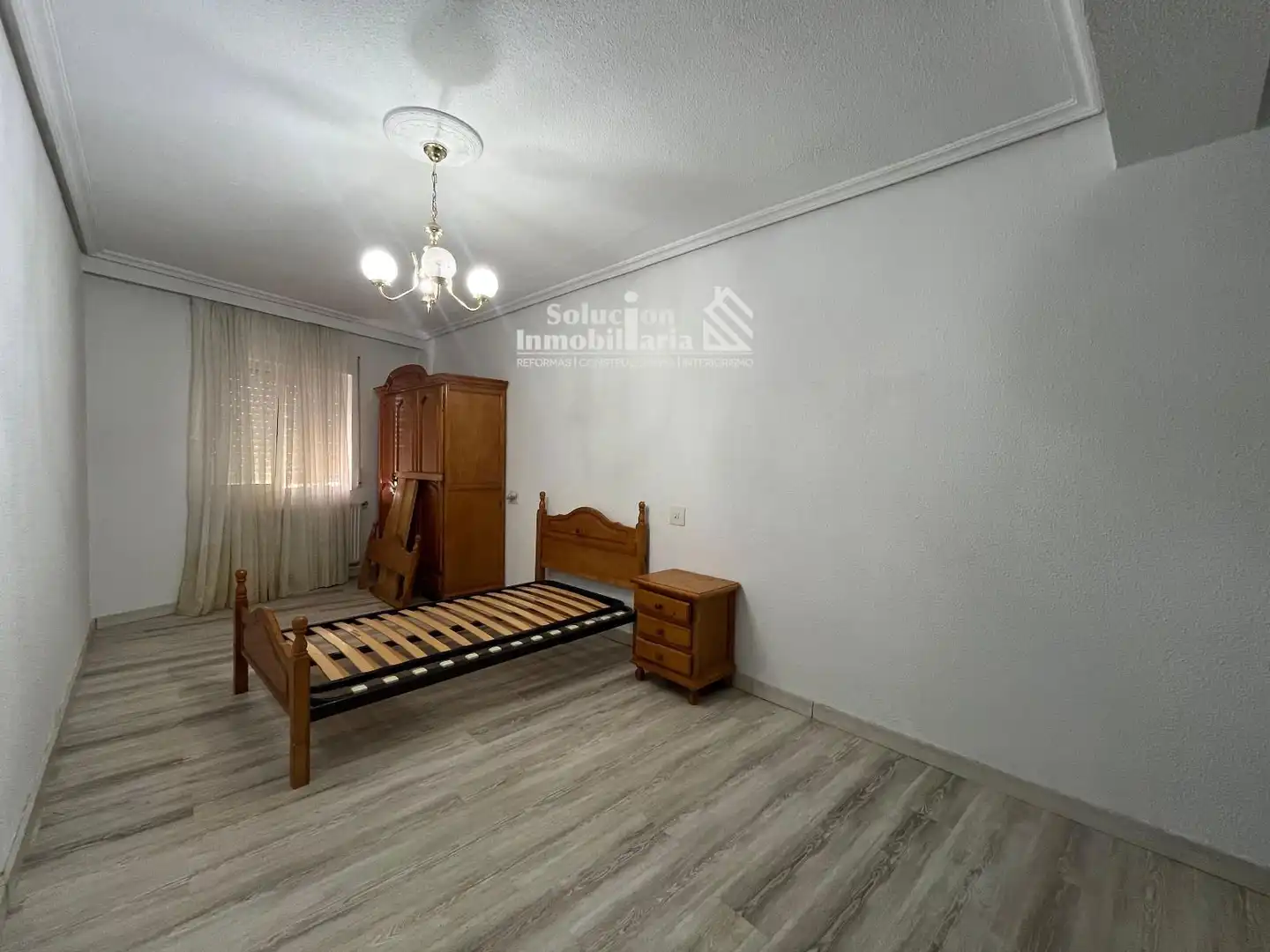 Bedroom of Flat for sale in Cantalapiedra  with Heating, Storage room and Furnished