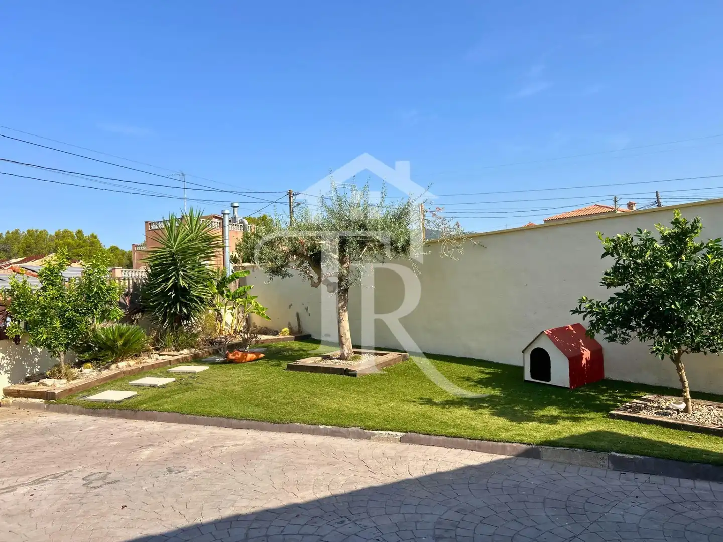 Jardí de Casa o xalet en venda en Cabra del Camp amb Aire condicionat, Parquet i Piscina
