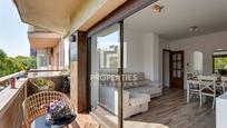 Exterior view of Flat for sale in  Barcelona Capital  with Air Conditioner, Heating and Parquet flooring