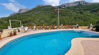 Piscina de Casa o xalet en venda en Dénia amb Aire condicionat, Terrassa i Piscina