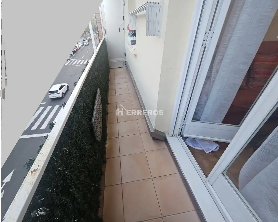 Terrassa de Pis en venda en  Logroño amb Calefacció i Balcó