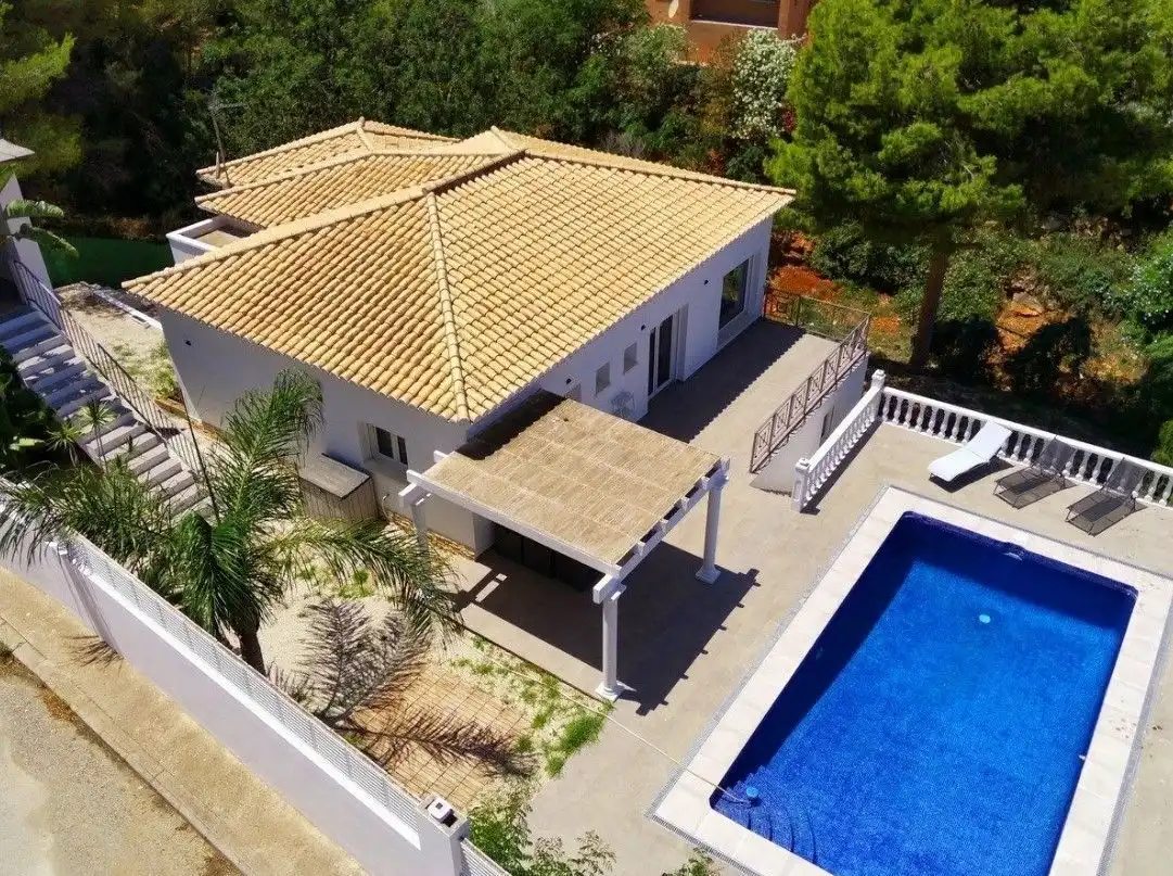 Vista exterior de Casa o chalet en venta en Dénia con Aire acondicionado, Calefacción y Jardín privado