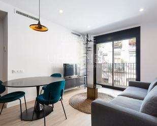 Living room of Flat to rent in  Barcelona Capital  with Air Conditioner, Heating and Terrace
