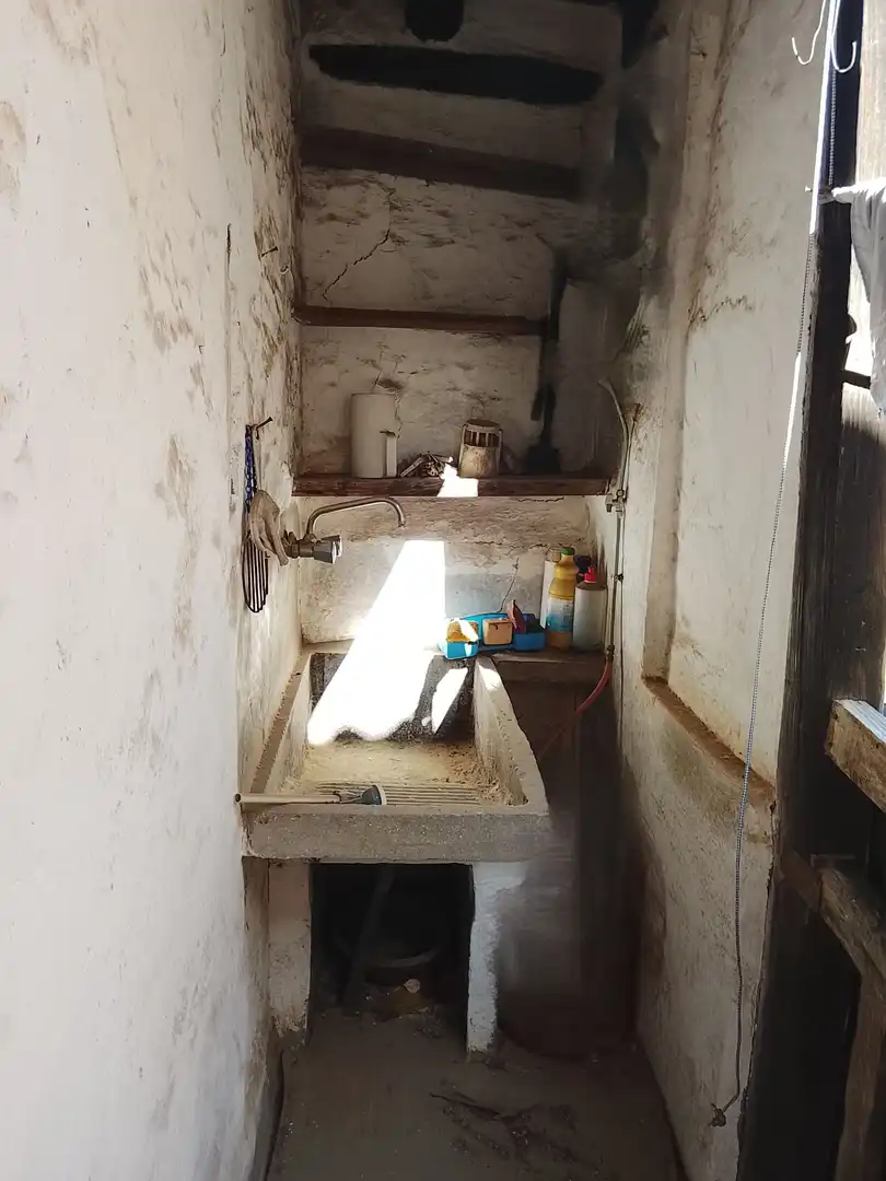 Kitchen of Houses for sale in Madrigal de la Vera