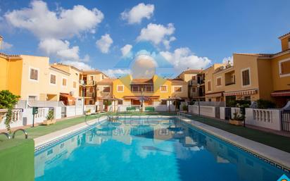 Vista exterior de Apartament en venda en Mazarrón amb Aire condicionat, Jardí privat i Terrassa