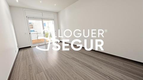 Photo 2 of Flat to rent in De Bernat Desclot , Concòrdia, Barcelona