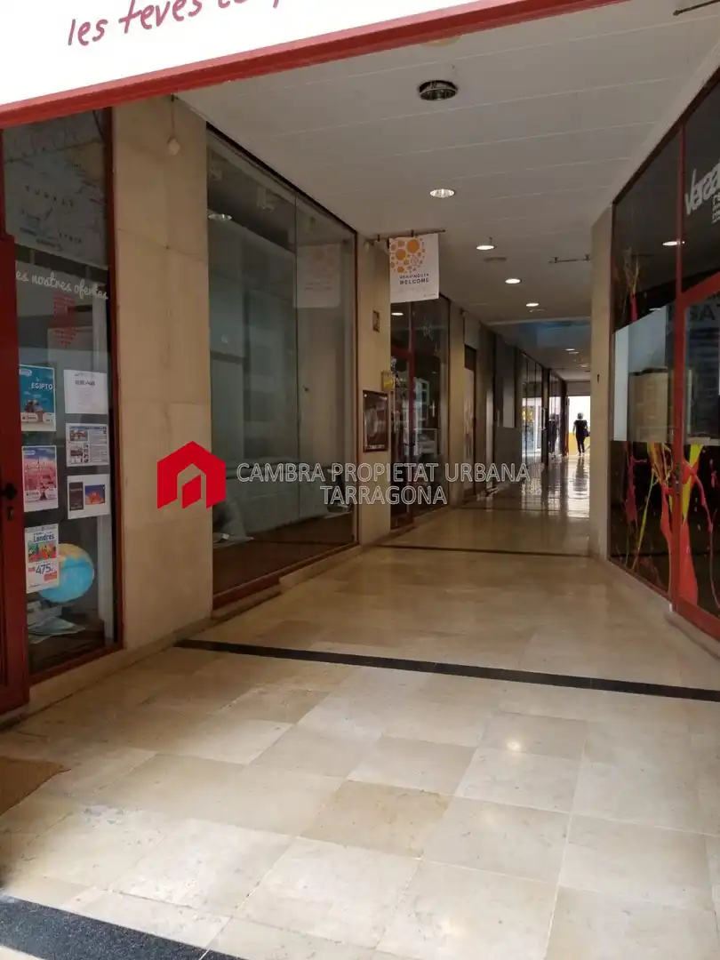 Local comercial en venda a Centre, imagen 12