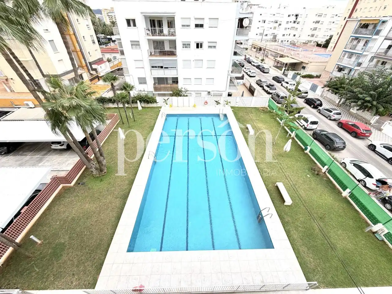 Swimming pool of Flat for rent in Playa de Gandia