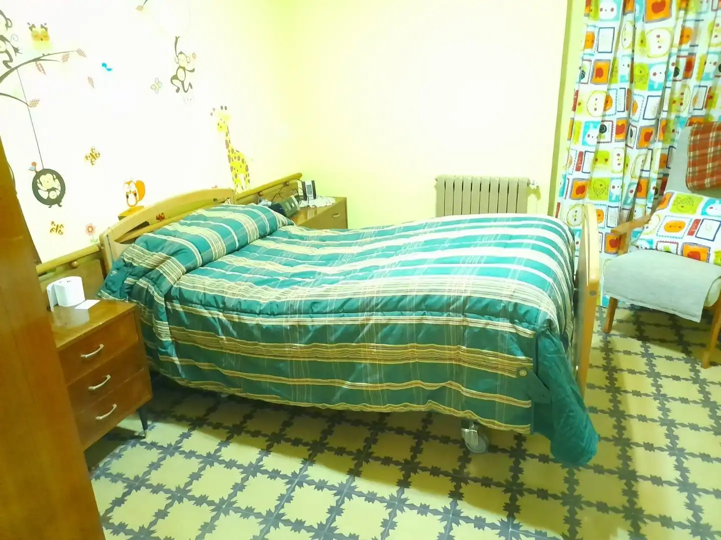 Schlafzimmer von Haus oder Chalet zum Verkauf in Móra d'Ebre mit Heizung, Privatgarten und Terrasse