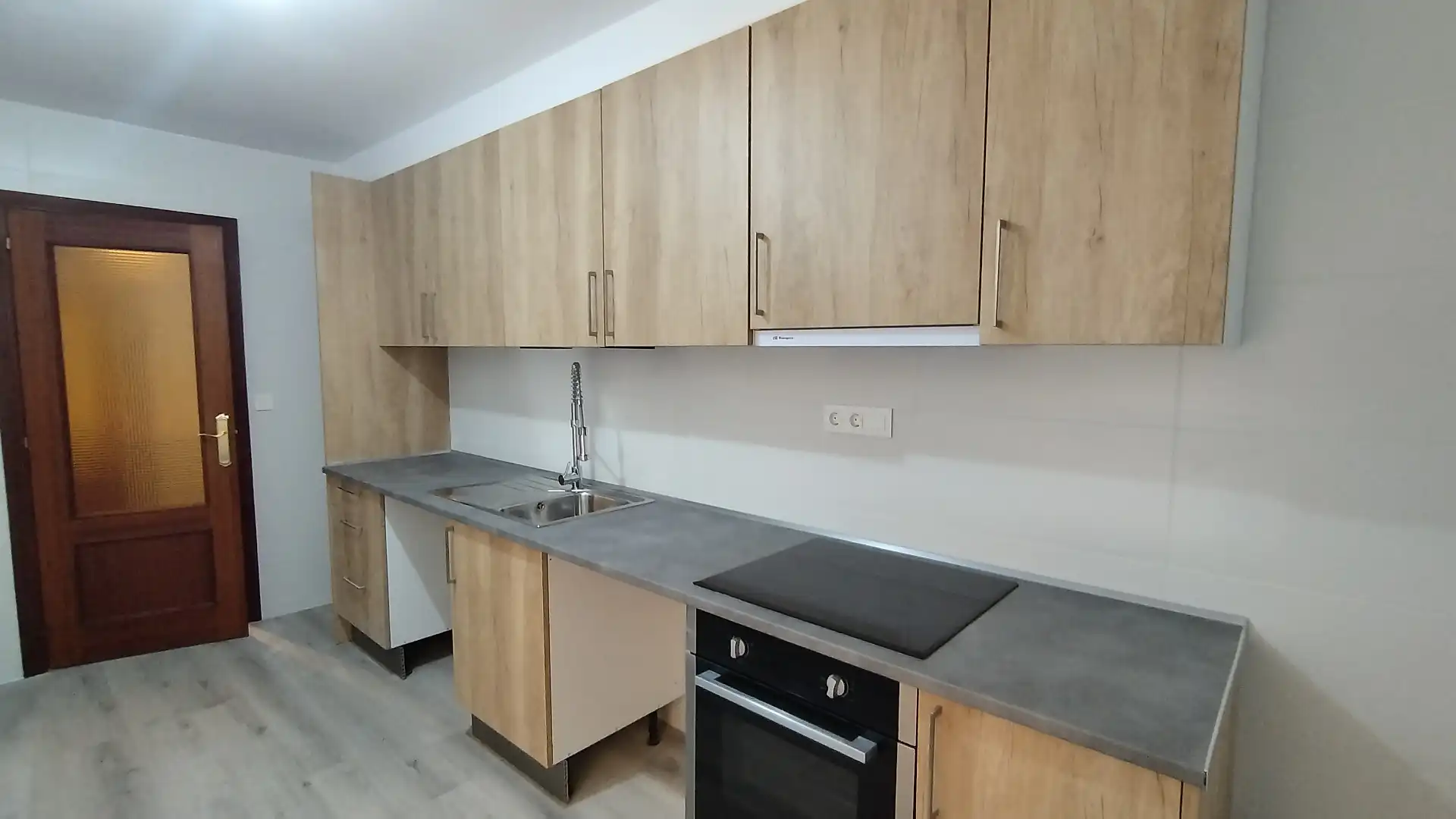 Kitchen of Flat for sale in Huesca  with Terrace and Balcony