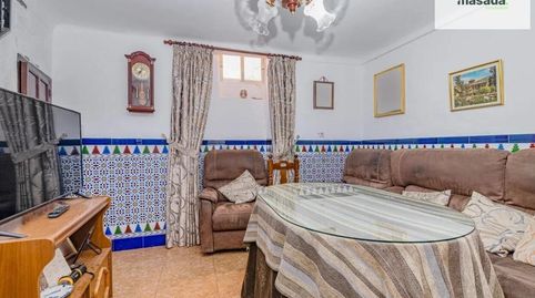 Foto 2 de Casa adosada en venta en Calle Enrique Amat, 94, Montefrío, Granada