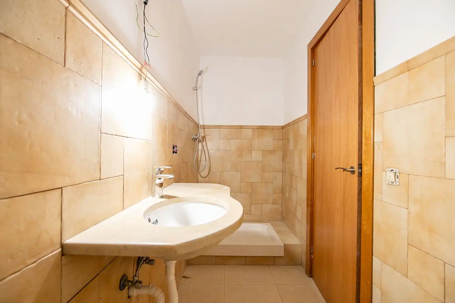 Bany de Local en venda en Barcelona