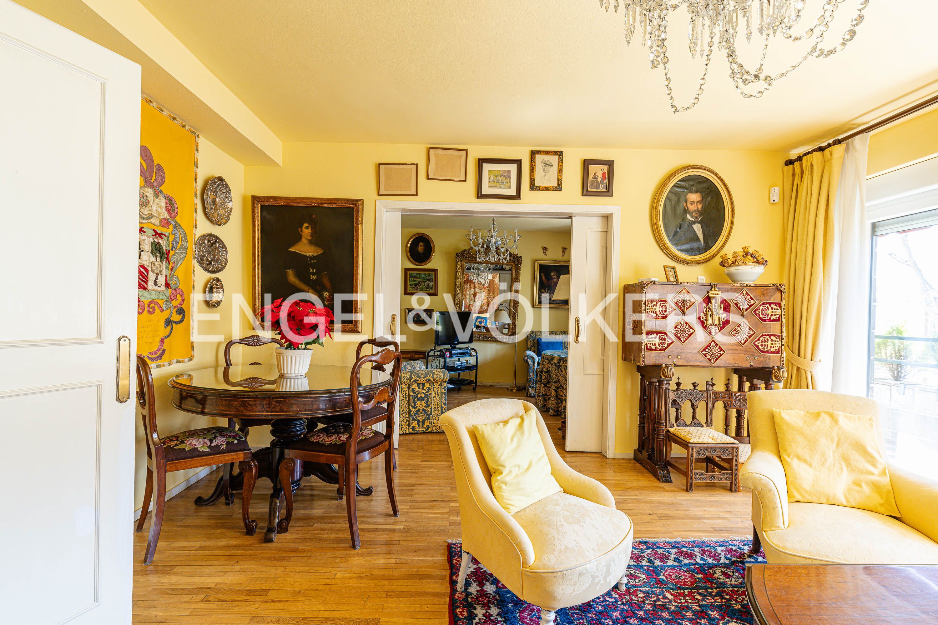 Comedor de Piso en venta en  Madrid Capital con Aire acondicionado, Calefacción y Terraza