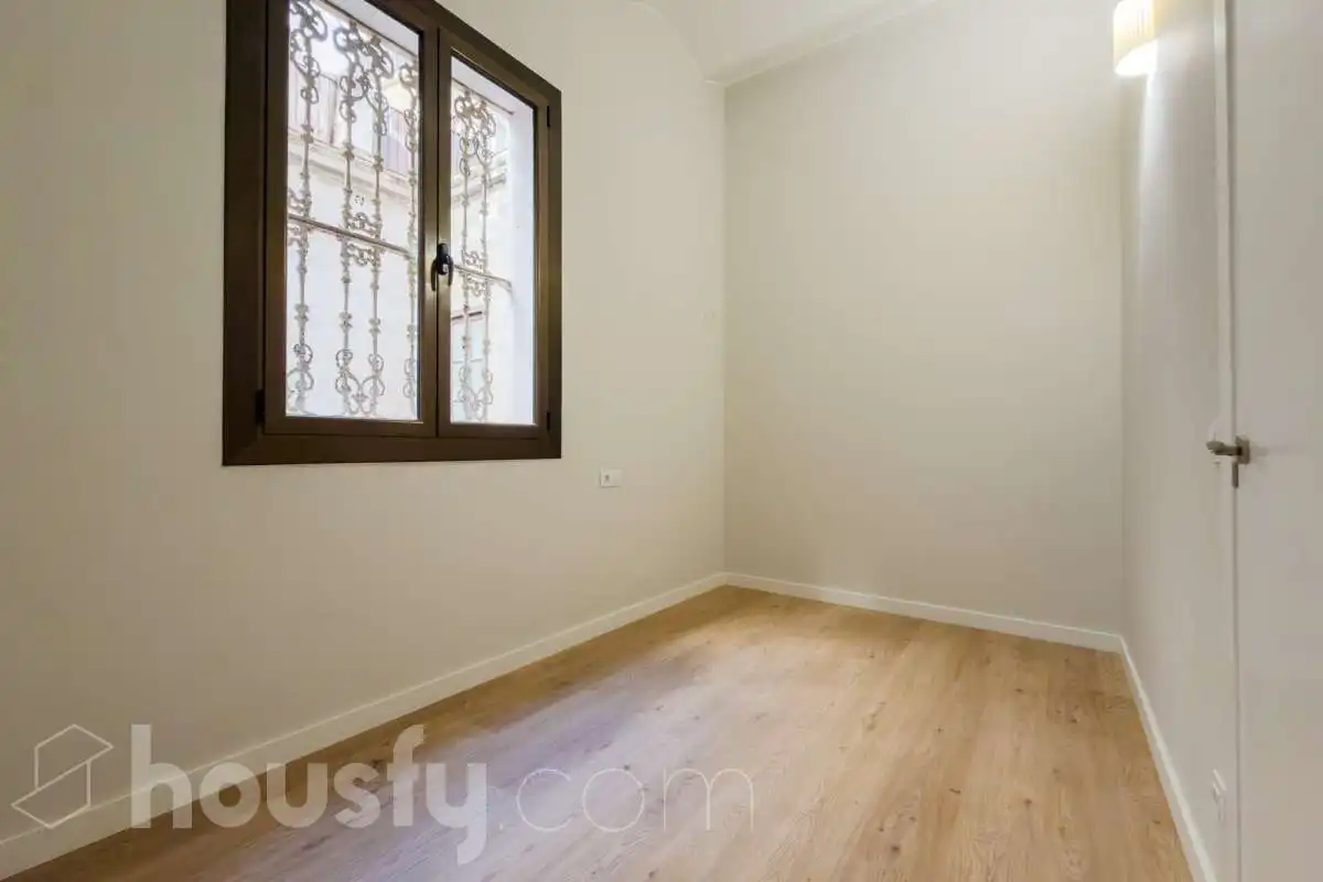 Habitación de Planta baja en venta en Barcelona con Parquet