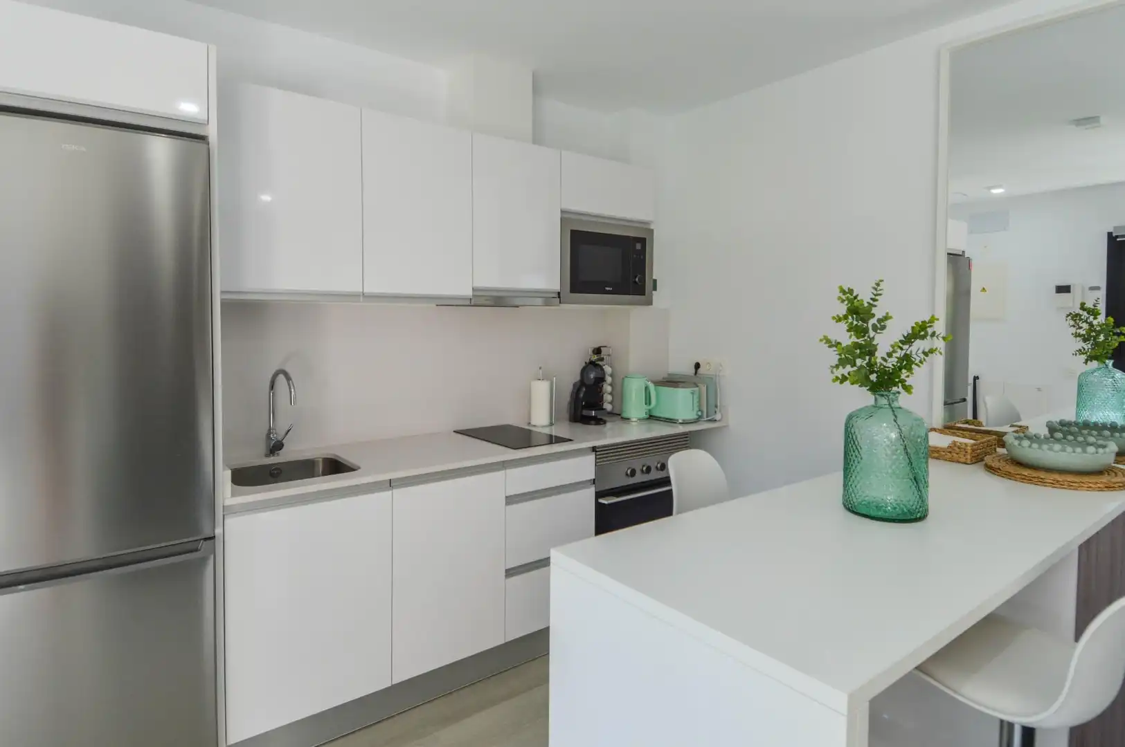 Cuina de Apartament de lloguer en Mogán amb Aire condicionat, Jardí privat i Terrassa