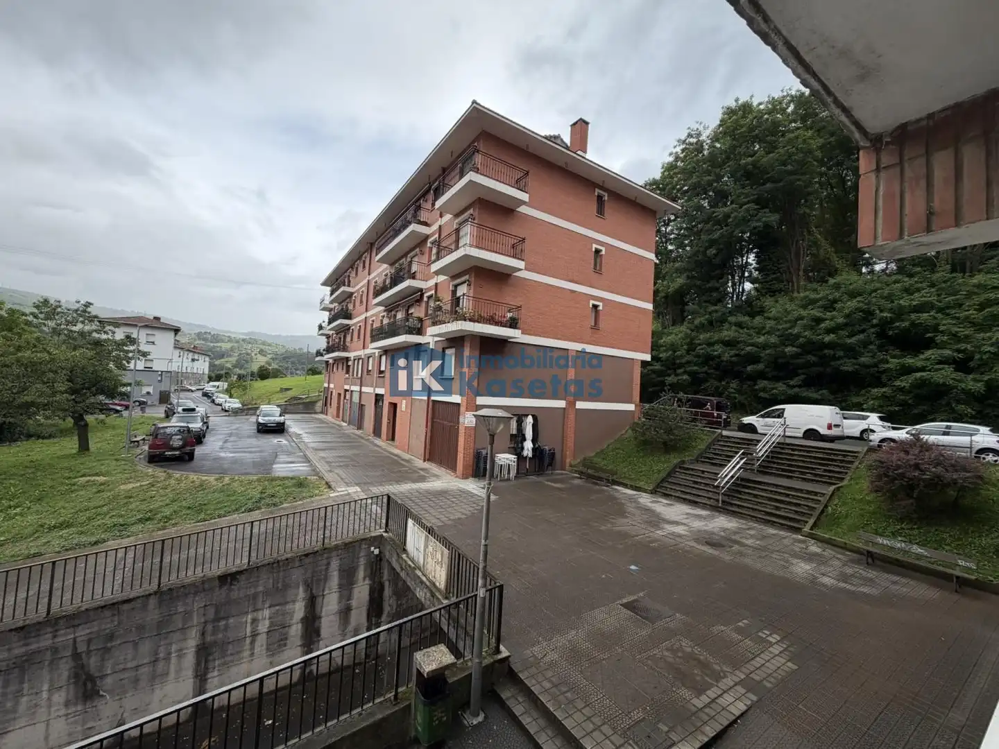 Parking de Piso en venta en Zaratamo con Calefacción y Terraza