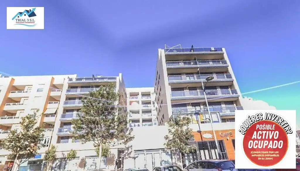 Außenansicht von Garage zum Verkauf in Roquetas de Mar