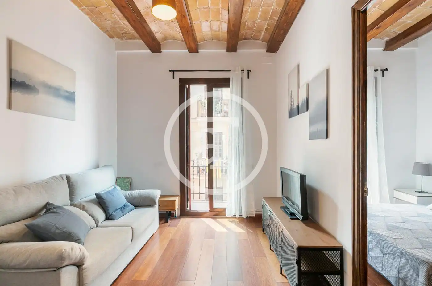 Living room of Flat for rent in  Barcelona Capital  with Air Conditioner, Heating and Furnished