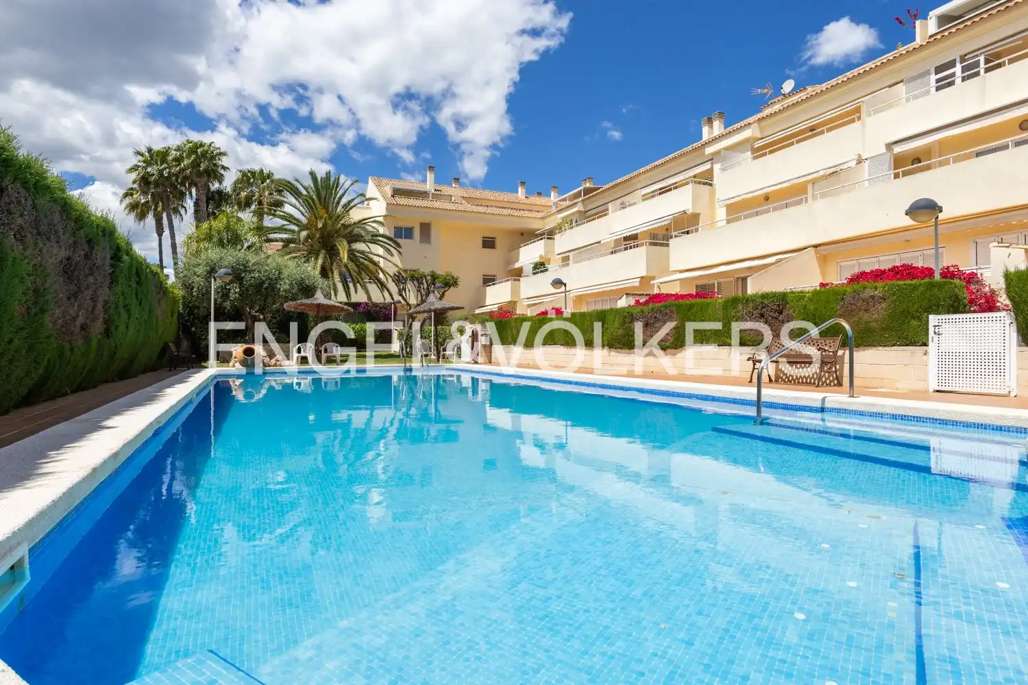 Swimming pool of Flat for sale in Jávea / Xàbia  with Air Conditioner, Heating and Private garden