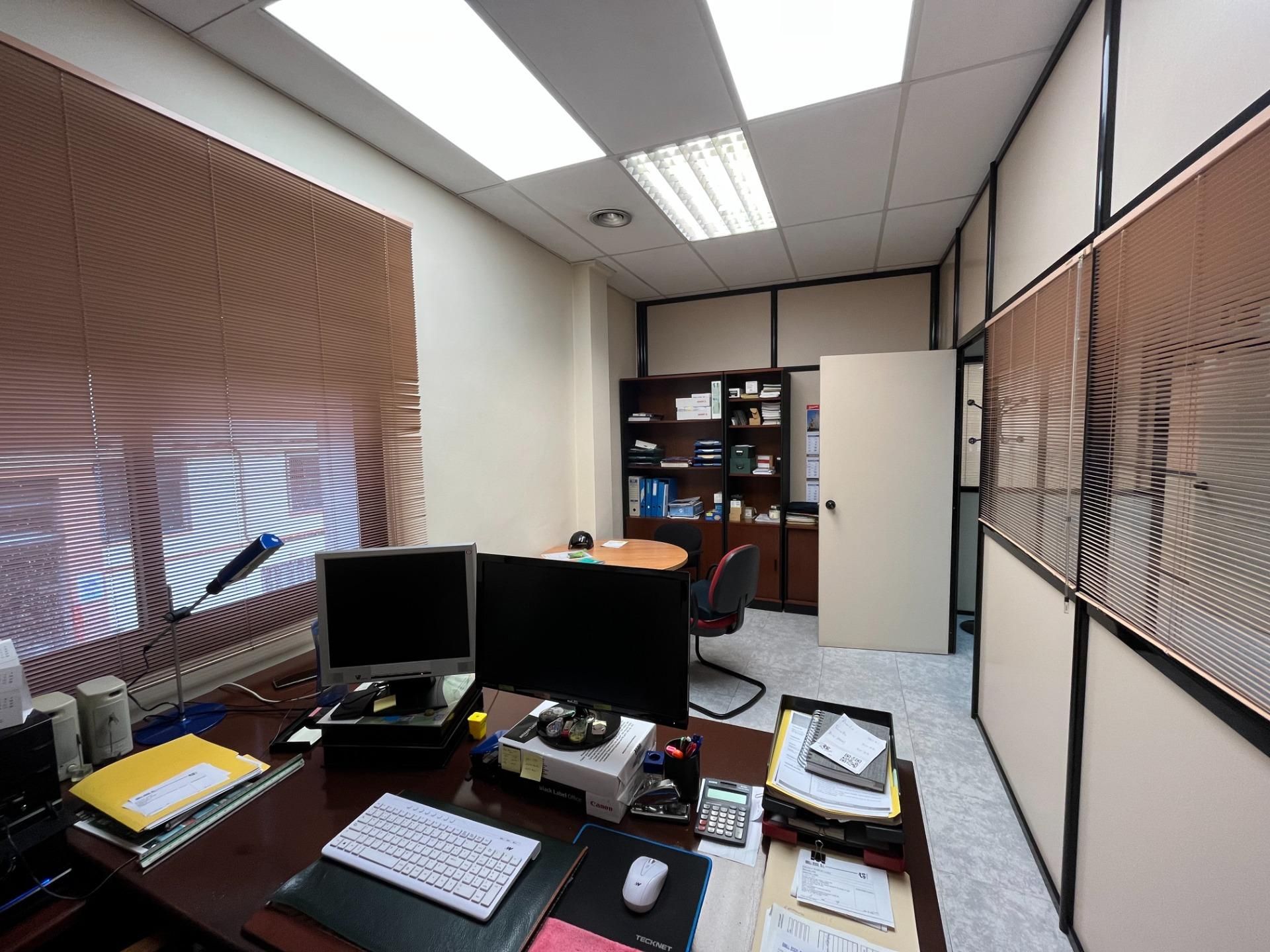 Oficina en venda en Sabadell amb Aire condicionat i Calefacció