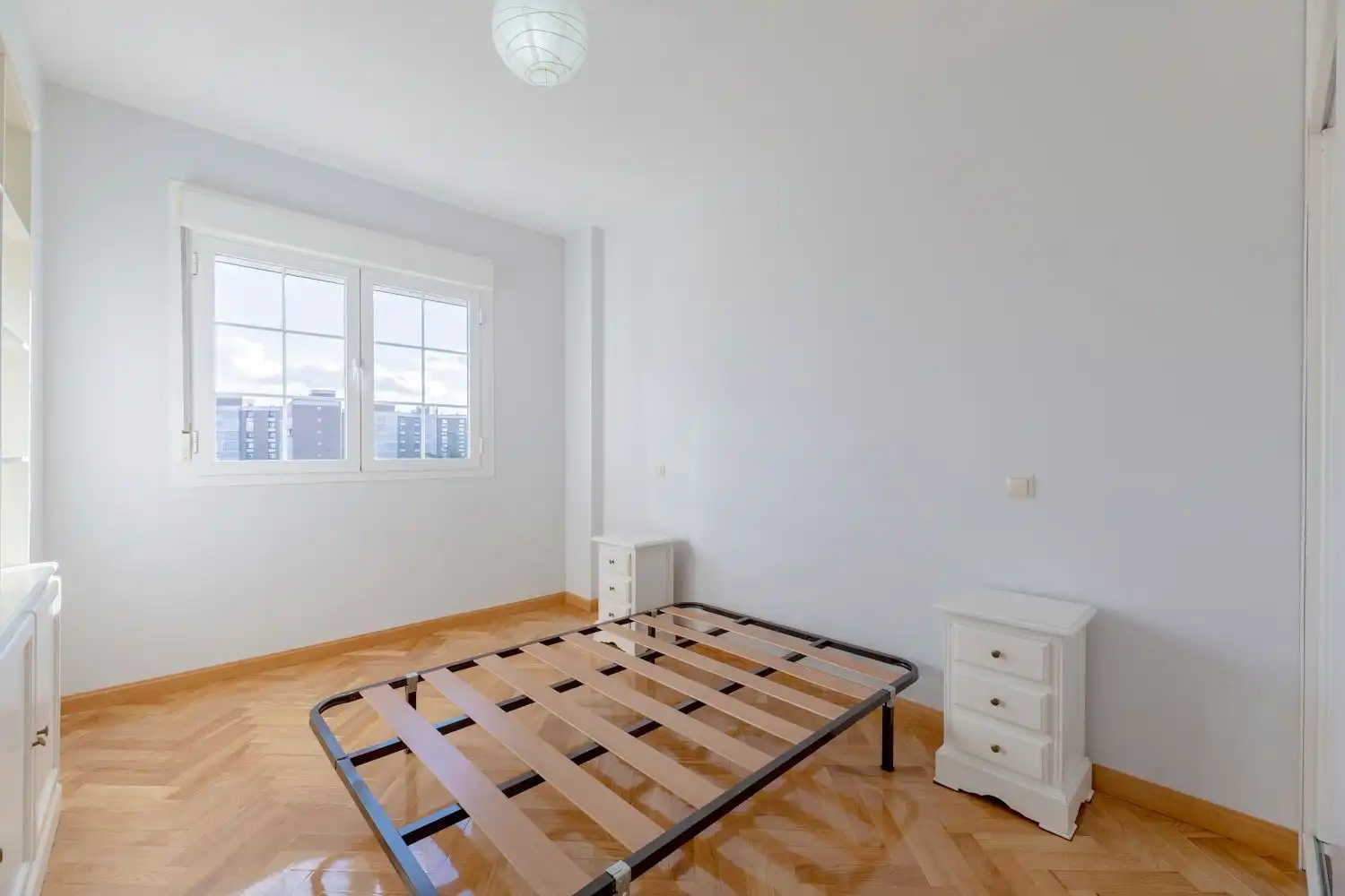 Bedroom of Flat for rent in Hortaleza