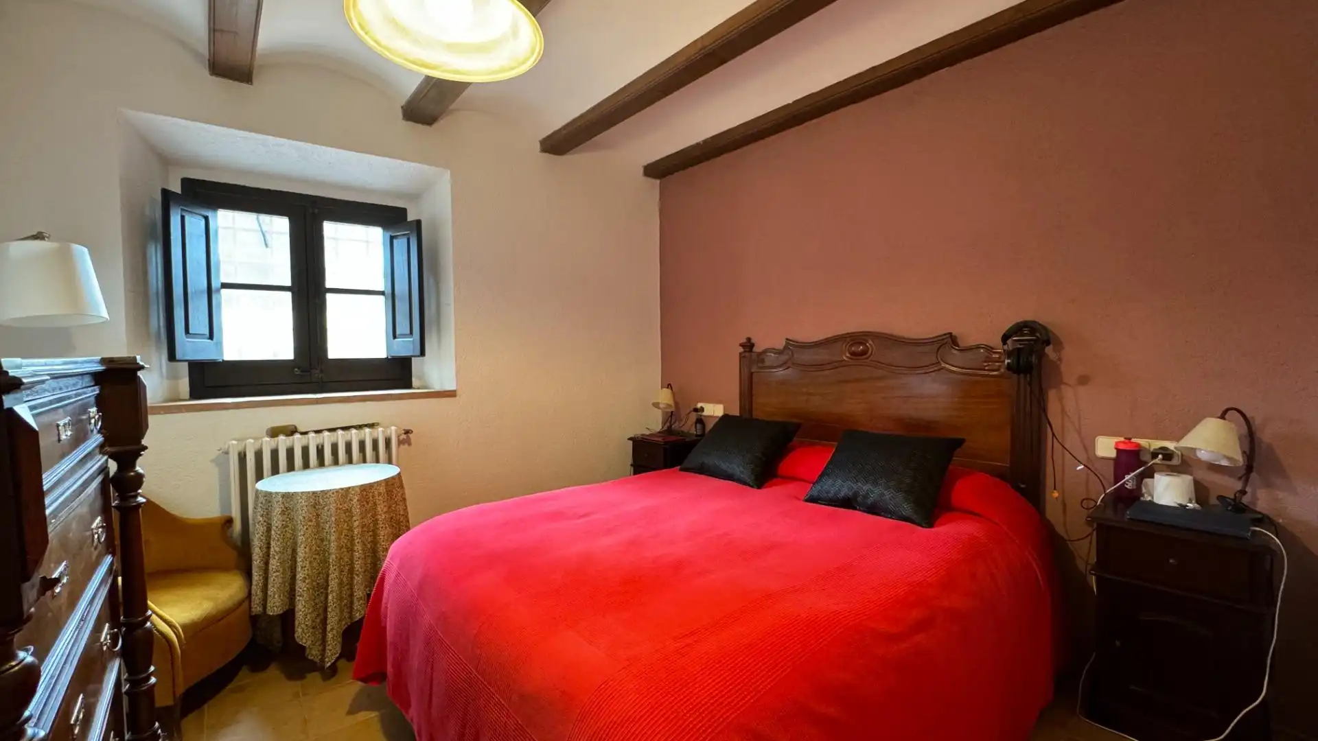 Habitación de Casa o chalet en venta en Llambilles con Calefacción, Jardín privado y Terraza