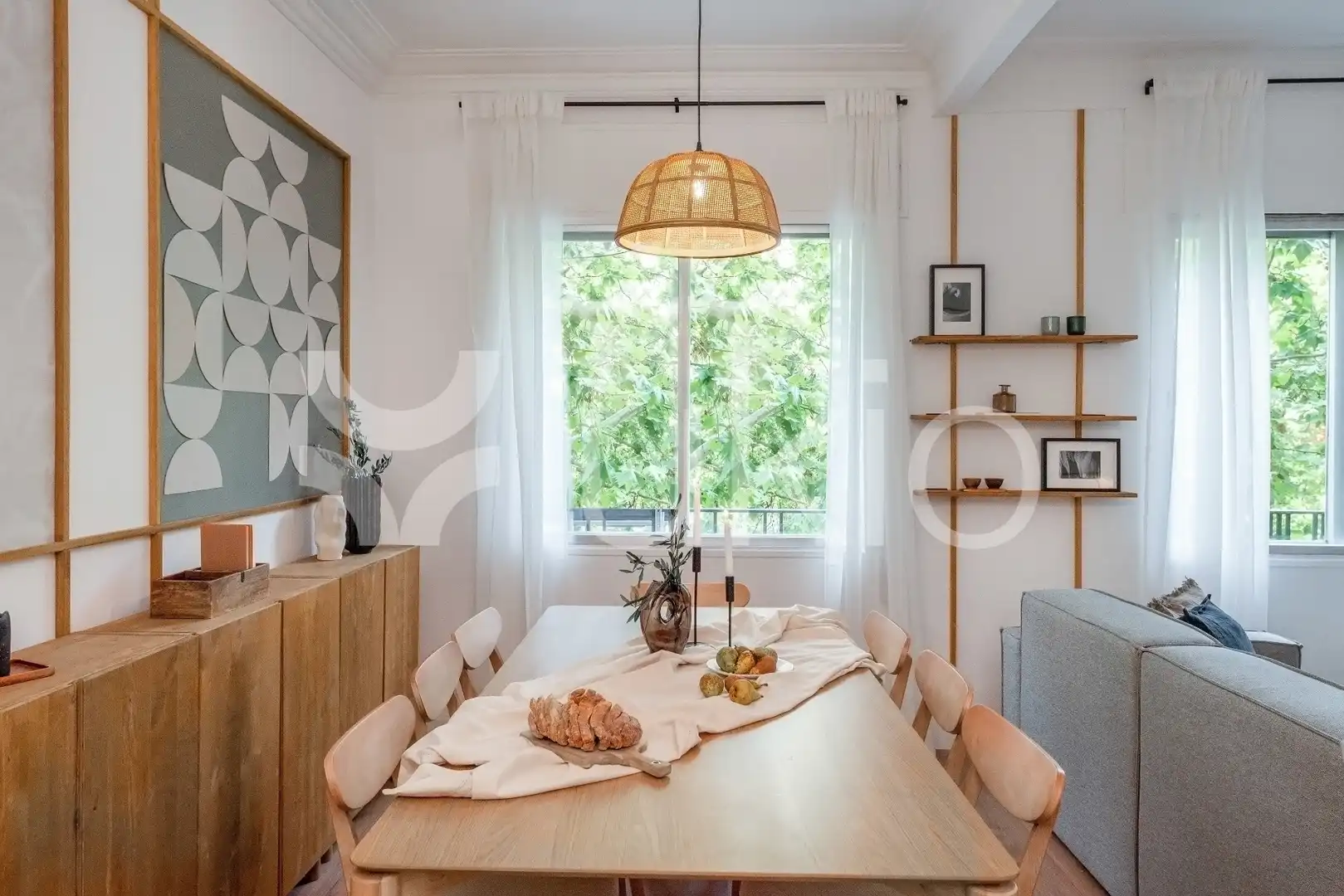 Comedor de Apartamento de alquiler en Madrid con Aire acondicionado, Calefacción y Amueblado