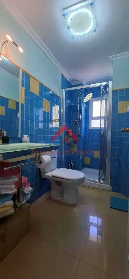 Baño de Piso en venta en Utrera con Aire acondicionado, Terraza y Trastero