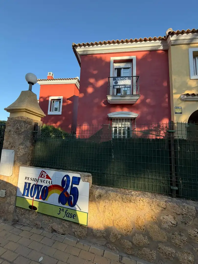 Vista exterior de Casa adosada en venta en Islantilla con Jardín privado, Terraza y Trastero