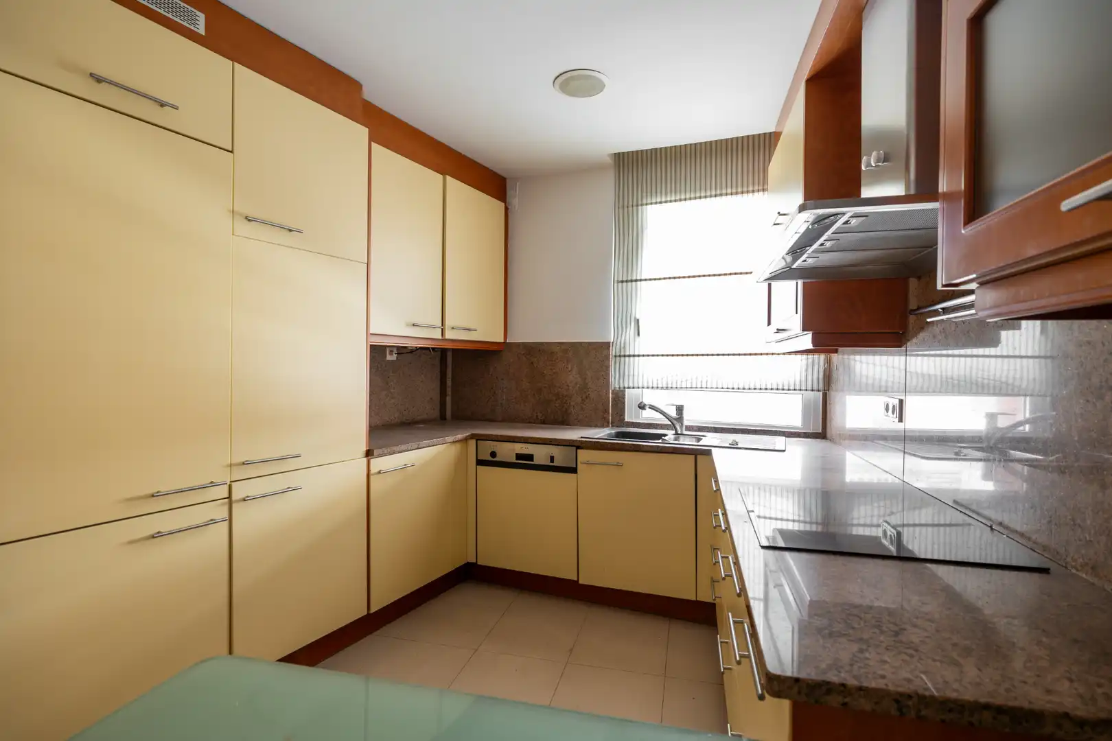 Cocina de Dúplex en venta en Barcelona con Calefacción, Parquet y Horno