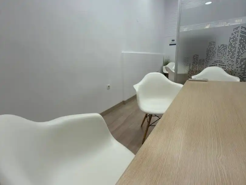 Gewerbefläche zur Miete in Paseo Germanias 67, imagen 3