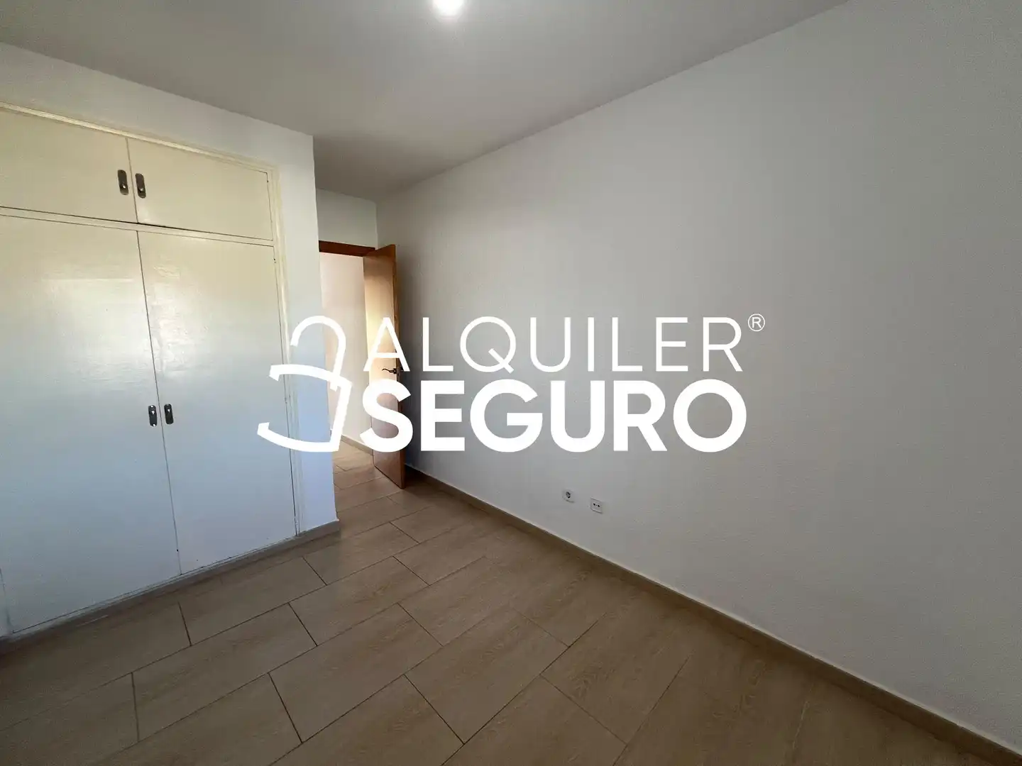 Schlafzimmer von Wohnung zur Miete in Colmenar Viejo mit Heizung, Terrasse und Schwimmbad