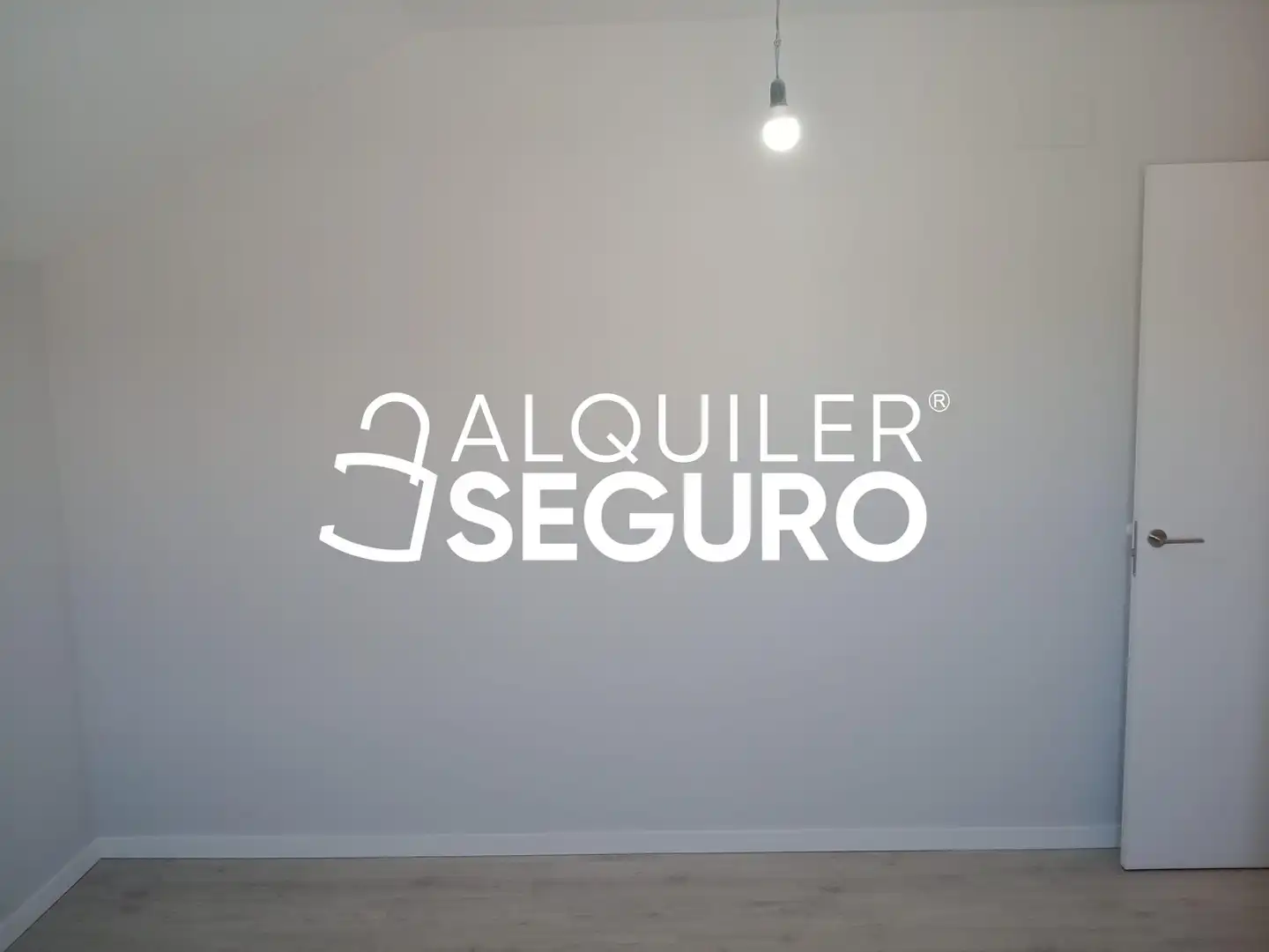 Attic for rent in Arroyo de la Encomienda  with Heating, Terrace and Storage room