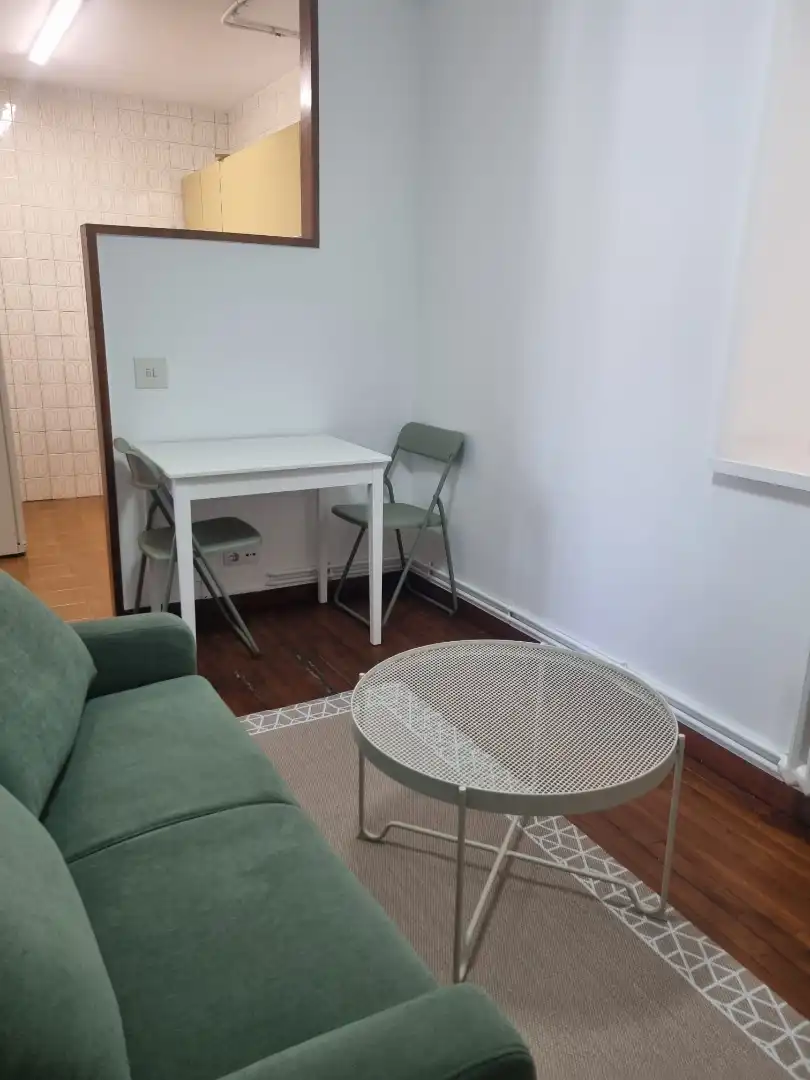 Dining room of Apartments for rent in Santiago de Compostela   with Heating, Parquet flooring and Furnished
