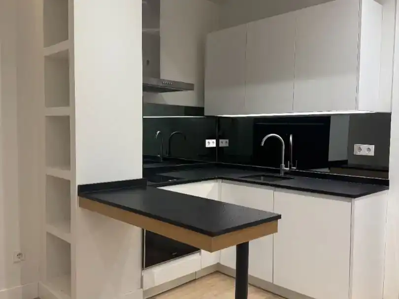 Cuina de Pis en venda en  Madrid Capital amb Aire condicionat