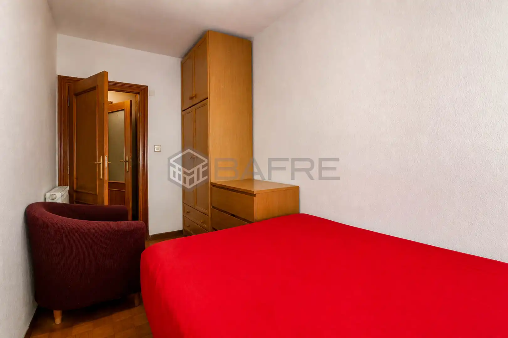 Habitación de Piso en venta en Madrid con Calefacción