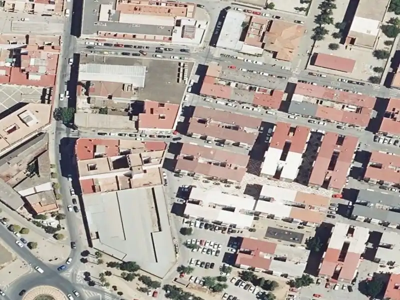 Casa en venta en CL. RAFAEL ALBERTI 6