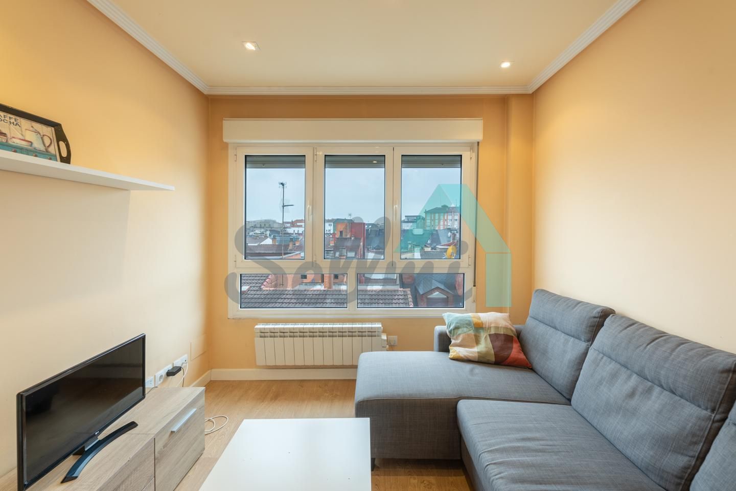 Living room of Flat for sale in Oviedo   with Heating and Storage room
